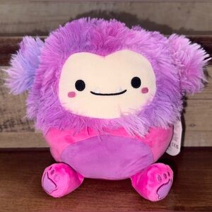 Super Cute 🥰 Squishmallows Woxie the Bigfoot NWT 7”